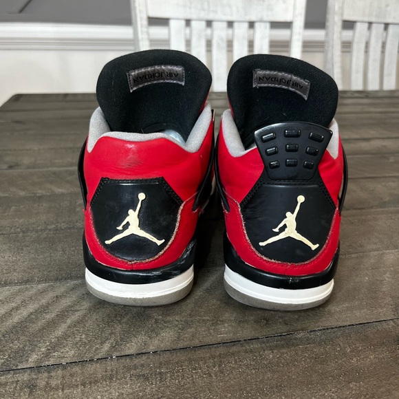 Nike Air Jordan 4 Toro Bravo Sneakers Sz 9.5 - Picture 4 of 5